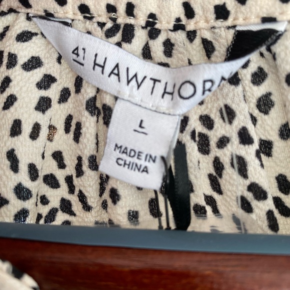 41 Hawthorn Black and Cream Patterned 3/4 Sleeve Blouse - Picture 4 of 8